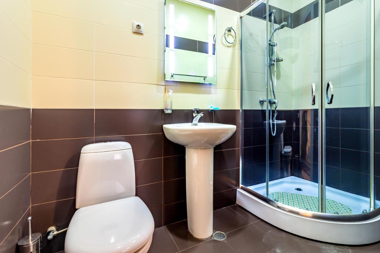 V Park Hotel Тбилиси Экстерьер фото